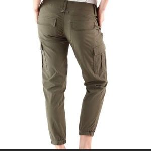 Prana jogger/hiking pants size 6.